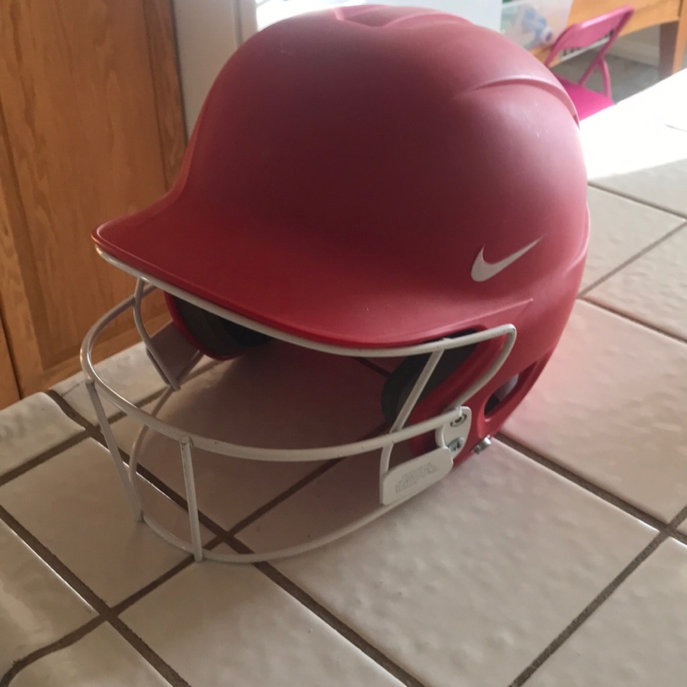 Girls Nike softball helmet